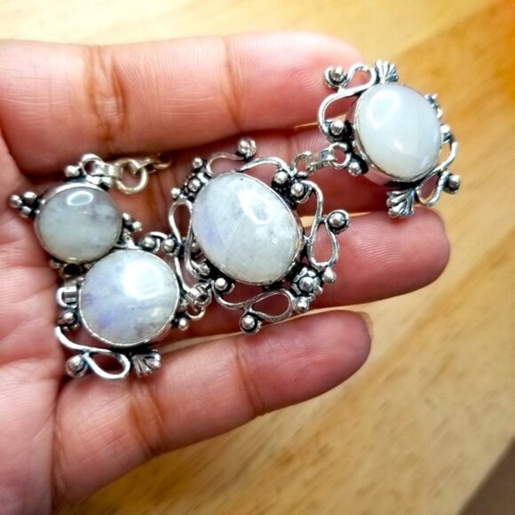 Moonstone Vintage Silver Bracelet - Picture 12 of 13